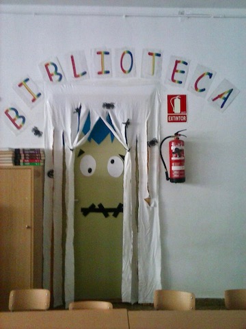 puerta-biblioteca