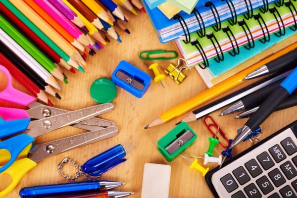 MATERIAL ESCOLAR ALUMNADO CURSO 2025/2026